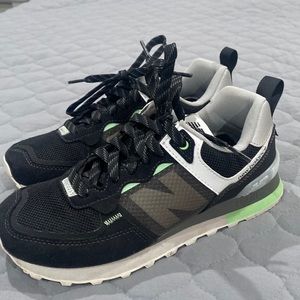 New Balance 574, size 7, like new only worn a few times.